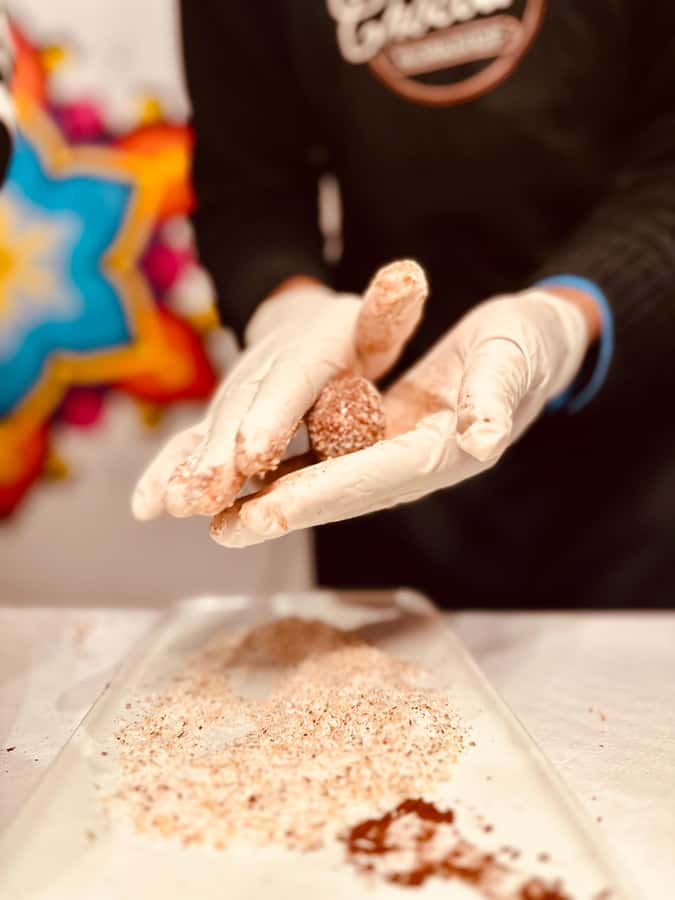 1.5h Cusco Chocolate Workshop - Truffles & Hot Chocolate - The 90-minute flow: from recipe talk to a take-home box