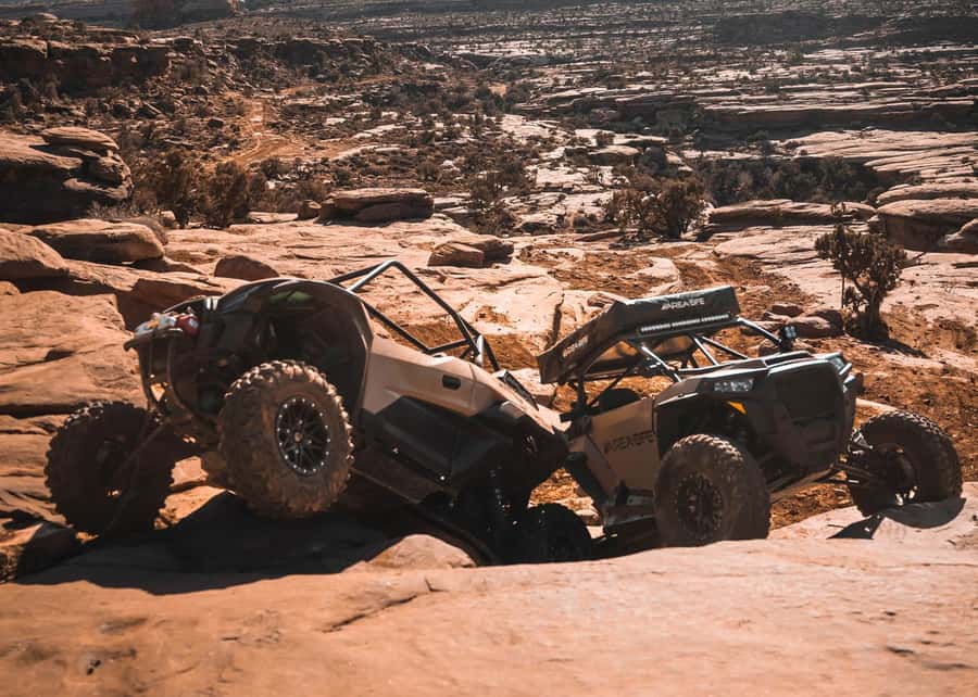 3.5 Hour HELL'S REVENGE and FINS & THINGS You Drive UTV Tour - Key Things You’ll Notice On This Moab UTV Combo