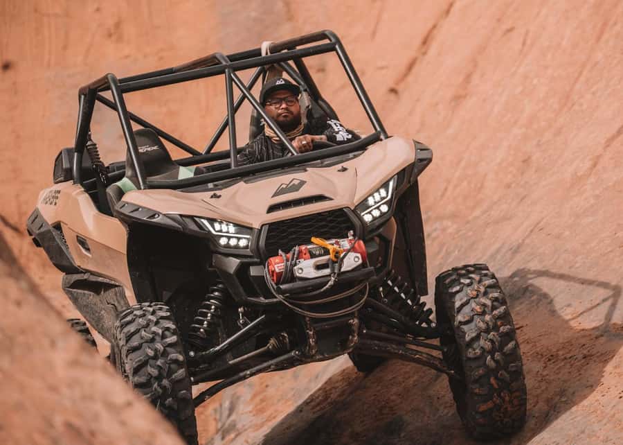 3.5 Hour HELL'S REVENGE and FINS & THINGS You Drive UTV Tour - The Views Aren’t Just a Bonus
