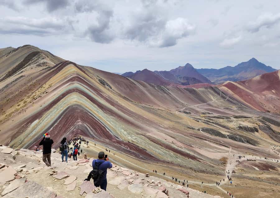 7 Colors Mountain Tour + Red Valley - Red Valley After Rainbow Mountain: The Short Walk That Changes the Day