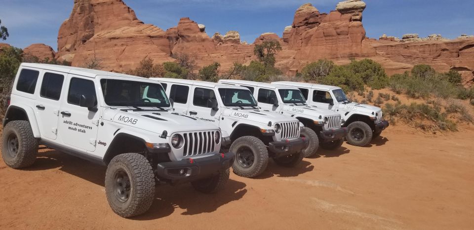 Afternoon Arches National Park 4x4 Tour - Jeep Rubicon Comfort on a Rugged Route