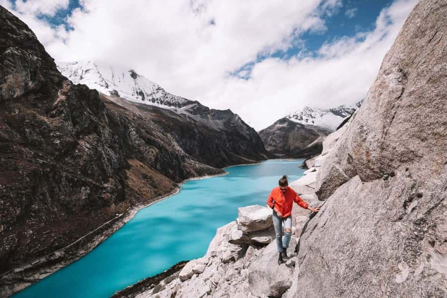Ancash: Trekking to Paron Lagoon with Entrance | Full day| - The main event: time at Laguna Parón and the peaks you’ll spot