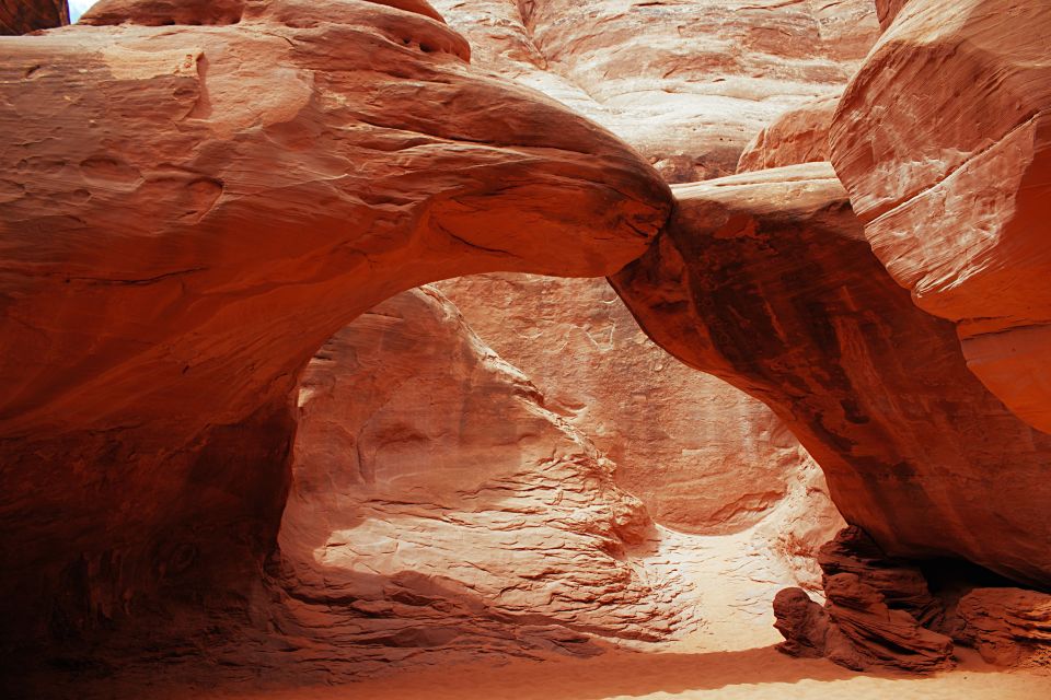 Arches National Park: Half-Day Backcountry Off-Road Tour - The mix of pavement and backcountry roads (and what that means for you)