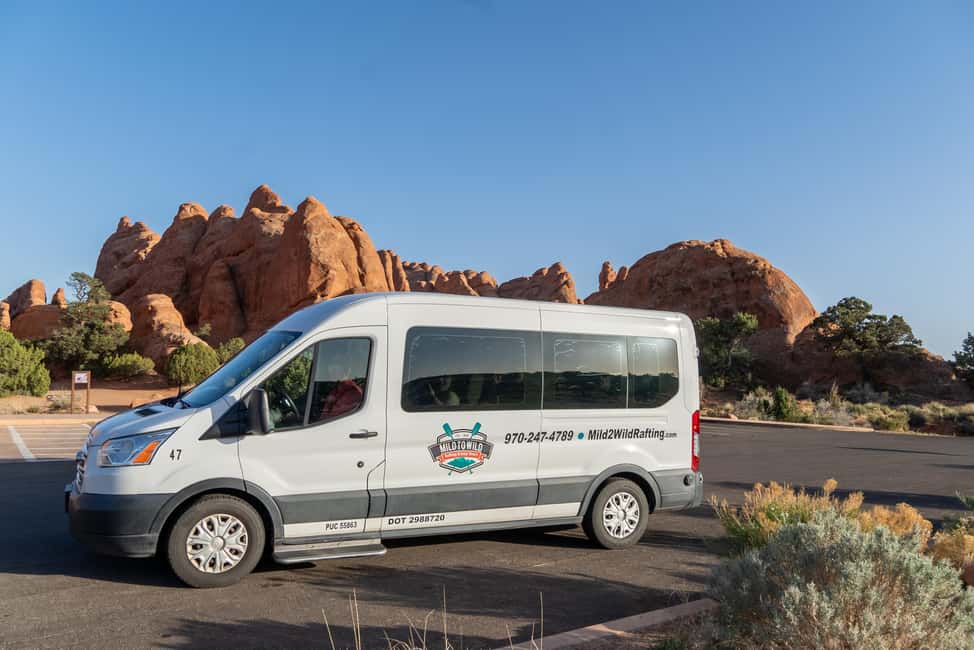 Arches National Park Half Day Tour - Logistics That Keep You Comfortable: Water, Junior Ranger, and What to Pack