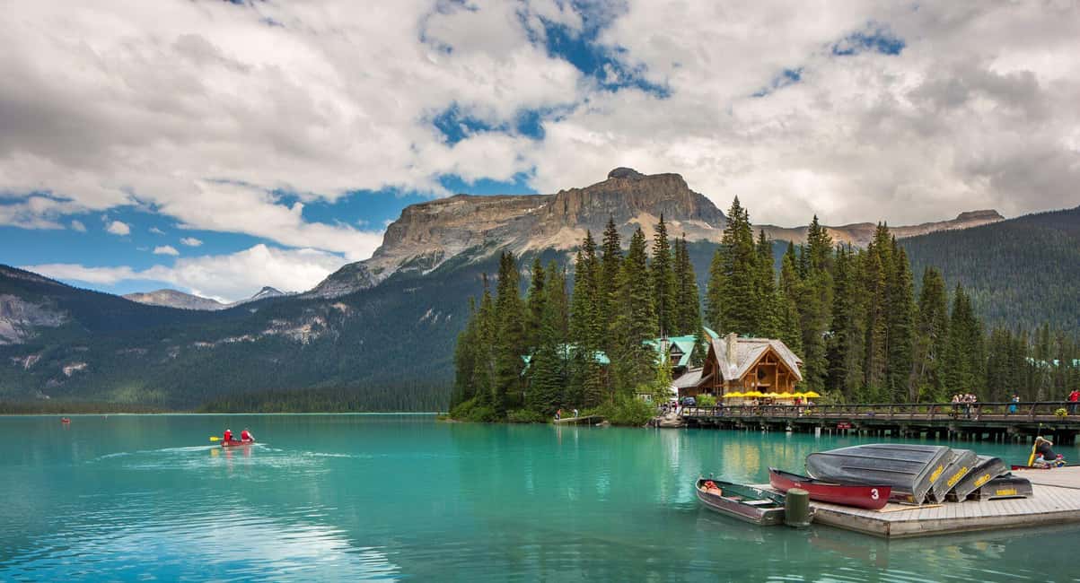 Banff/Canmore: Emerald Lake & Takakkaw Falls - Emerald Lake: 90 Minutes of Shoreline Time That You Can Actually Use
