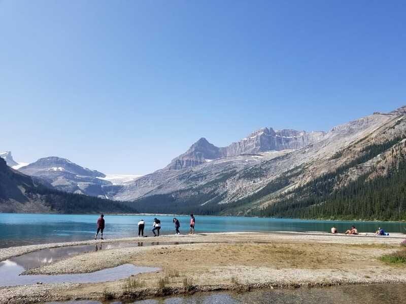 Banff : Day Tour : Lake Louise, Moraine Lake and Peyto Lake - Moraine Lake’s Turquoise Color and the Valley of the Ten Peaks