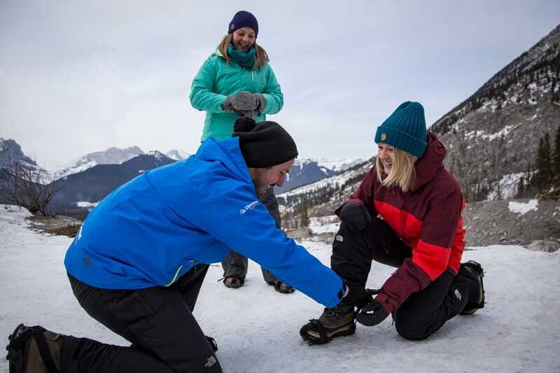 Banff: Grotto Canyon Icewalk - The warm-up stop: hot chocolate, maple cookies, and icefall views