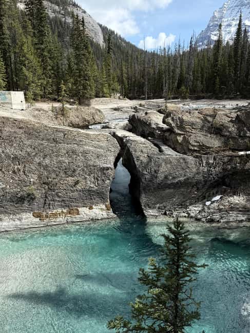 Banff: Lake Louise, Emerald, Moraine Lake & Johnston Canyon - Lake Minnewanka: A Wide Frozen Expanse