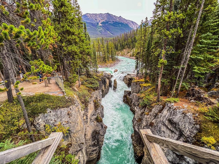 Banff, Lake Louise, Moraine ,Emerald & Johnston Canyon tour - Johnston Canyon: waterfalls in motion, plus winter ice-walk with crampons