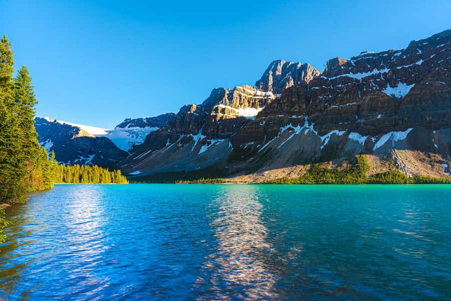 Banff Town: Lake Louise Moraine, Glacier, Peyto & Bow Lake - Lake Louise First: Emerald Water, Victoria Glacier Views, and Lakeside Time