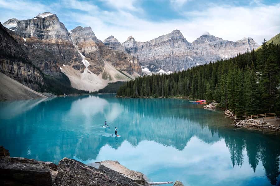 Banff Town: Lake Louise Moraine, Glacier, Peyto & Bow Lake - What to Pack: Lunch, Snacks, Layers, and Winter Crampons