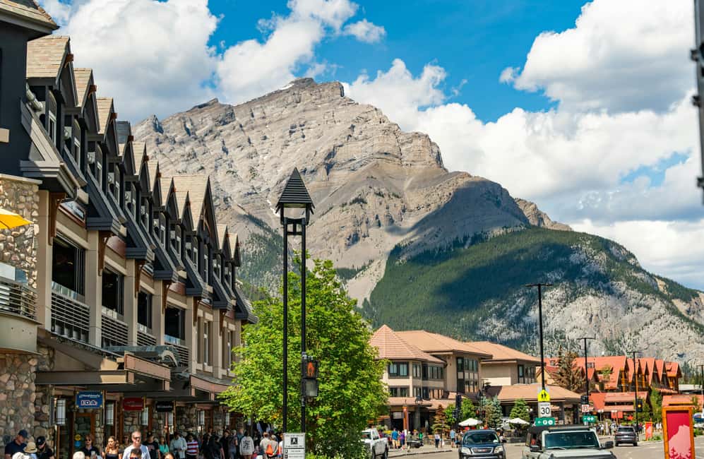 Banff, Yoho, and Jasper 2 Day Private Tour - Jasper Town Free Time Plus Maligne Canyon and Maligne Lake