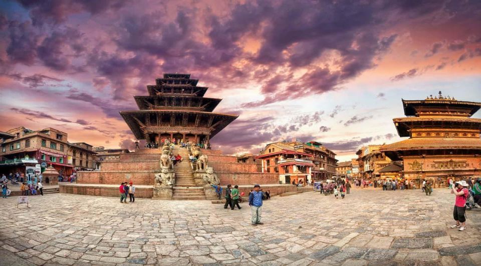 Bhaktapur Durbar Square and Boudhanath Stupa - Bhaktapur Durbar Square: Malla-era craftsmanship in walking form