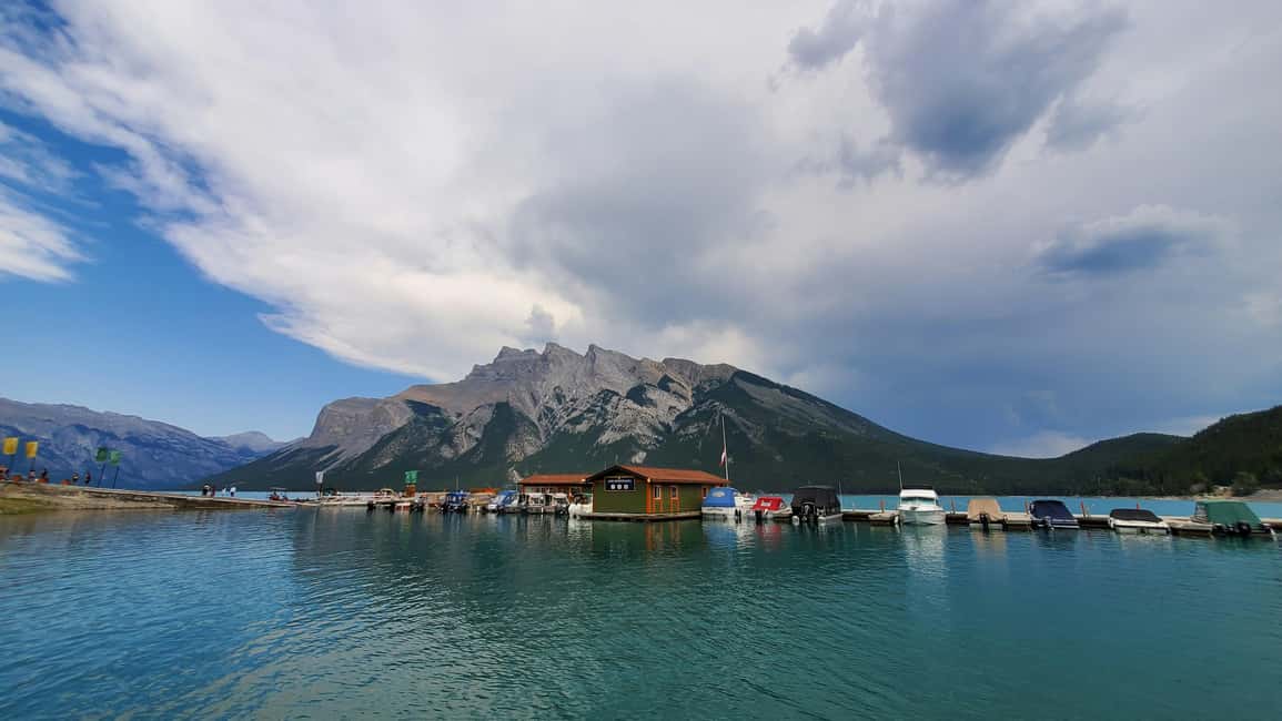 Calgary: Banff Top Lakes Tour with Banff Town Visit - Lake Minnewanka and Two Jack Lake: quieter water after the big-name stops