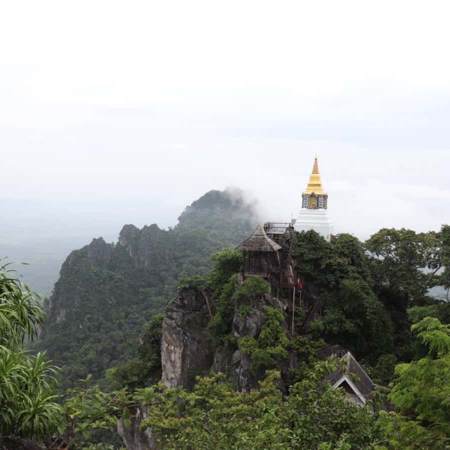 Chang Mai: Unseen in Thailand Wat Chaloemprakiat Lampang - Key things to know before you go