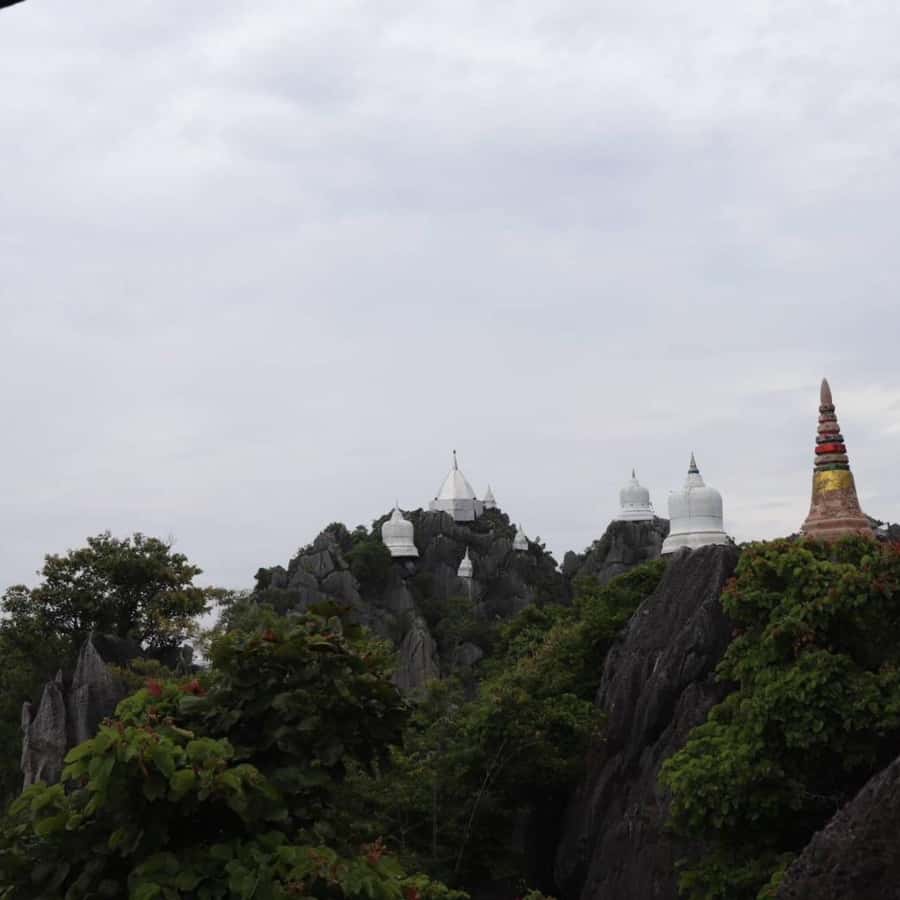 Chang Mai: Unseen in Thailand Wat Chaloemprakiat Lampang - Private pickup from Chiang Mai: comfort and the one logistics detail