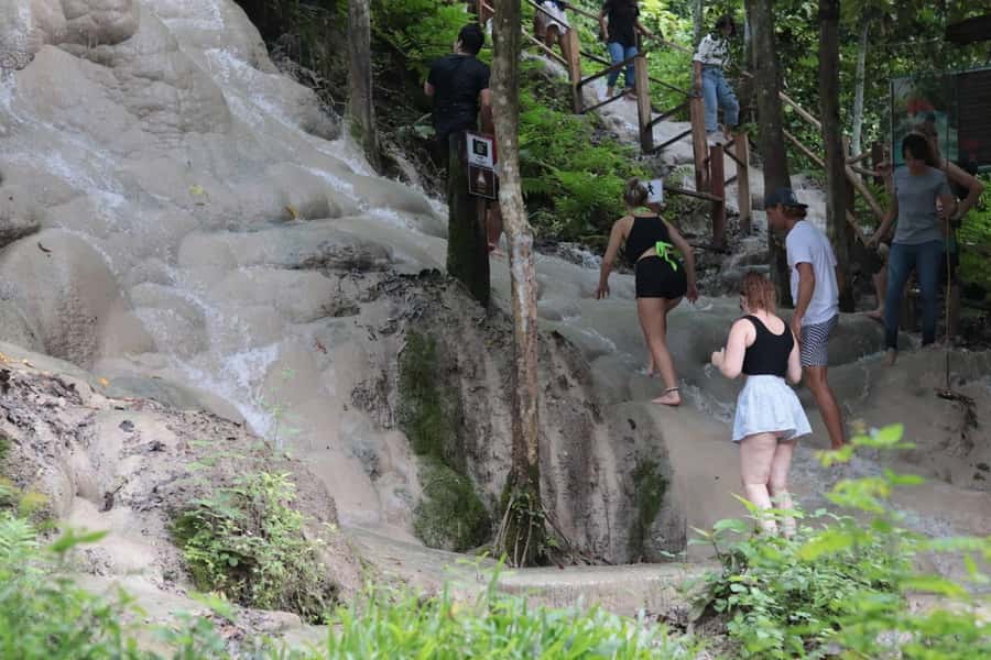 Chiang Dao Cave, Sticky Waterfall, Baan Den Temple Private - Wat Ban Den Temple: Colorful Hilltop Views in Mae Taeng