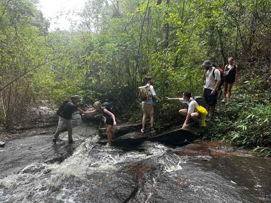 Chiang Mai: 1-Day Trekking Experience to Village & Waterfall - The 10 km Trek: Jungle, Farmland, and Mountain Views