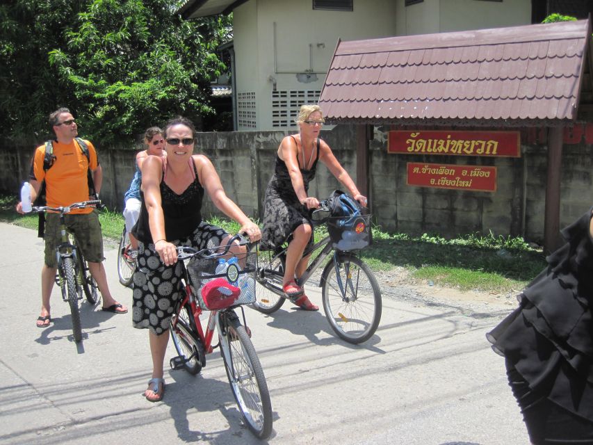 Chiang Mai: 24 km Leisure Cycling & swim Lake Huay Tueng Tao - Lunch by the Water: Vegetarian and Vegan Options Plus Drinks Included