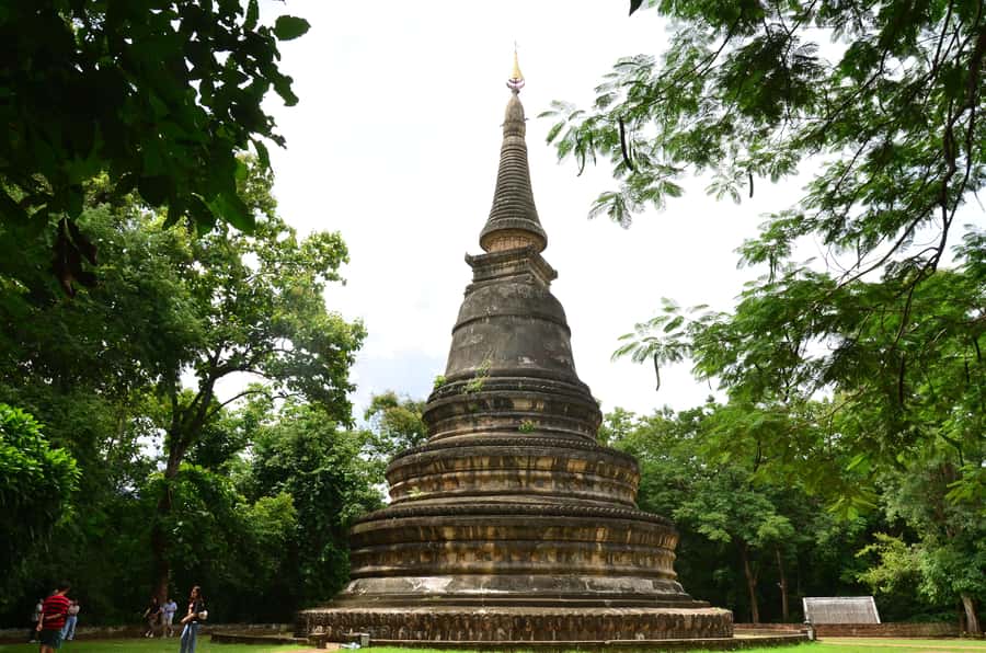 Chiang Mai: 4-hour Doi Suthep, Wat Umong, & Wat Phalat Tour - Comfort and dress code: the stairs, the sun, and the temple rules