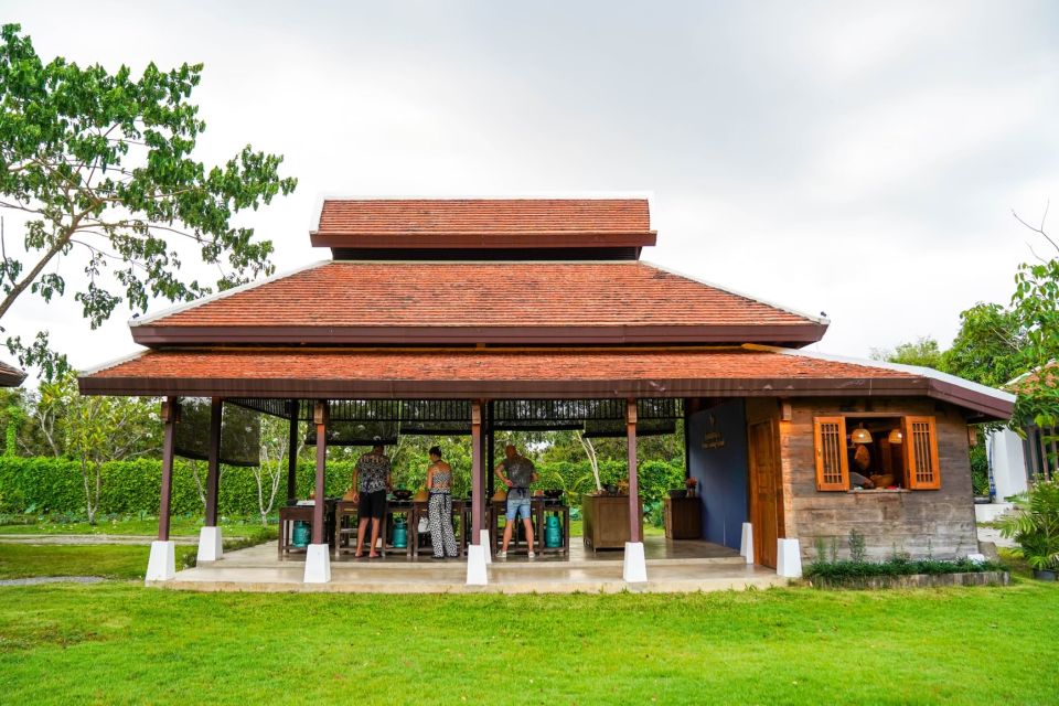 Chiang Mai: Authentic Thai Cooking Class and Farm Visit - From Hotel Pickup to Lanna Pavillions Cooking Stations