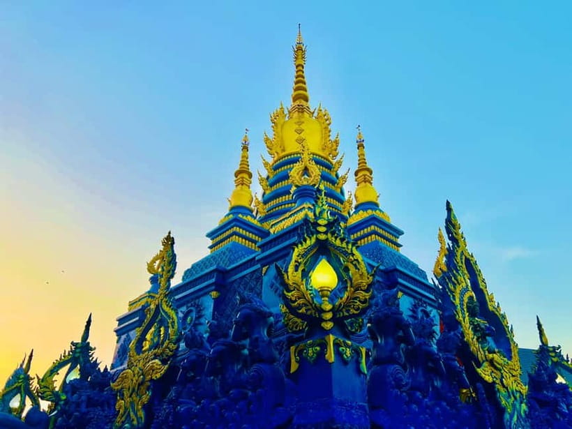 Chiang Mai: Chiang Rai Highlights in One Day - Huay Pla Kang: the 79-meter Guan Yin and the white pagoda zone