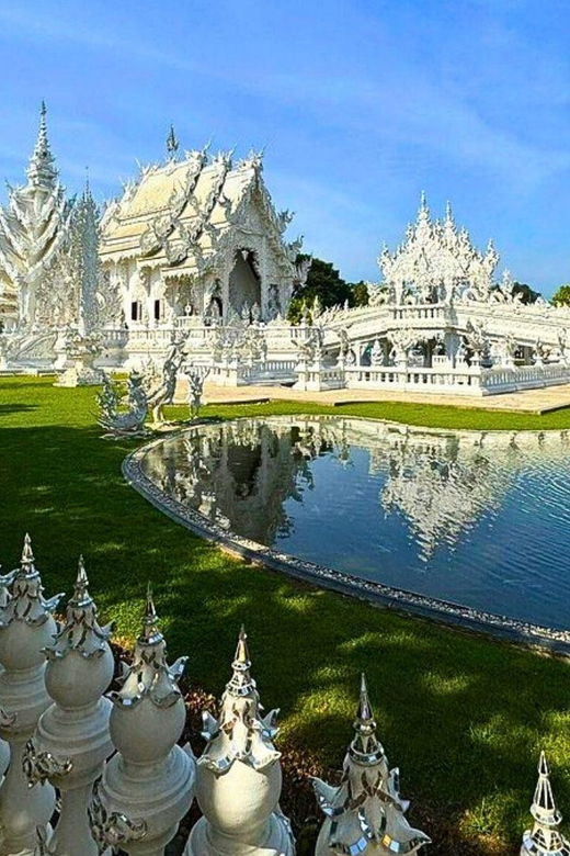 Chiang Mai: Chiang Rai Temples, Golden Triangle & Boat Tour - White Temple at Wat Rong Khun: the art you’ll want to walk slowly