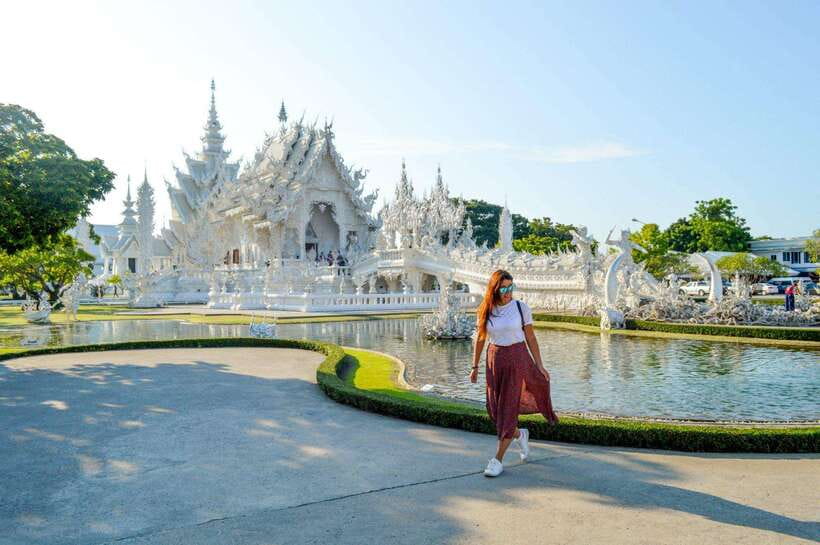 Chiang Mai: Chiang Rai Temples, Karen Tribe and Hot Springs - Huay Pla Kang Temple: Guan Yin, a nine-tier pagoda, and the climb