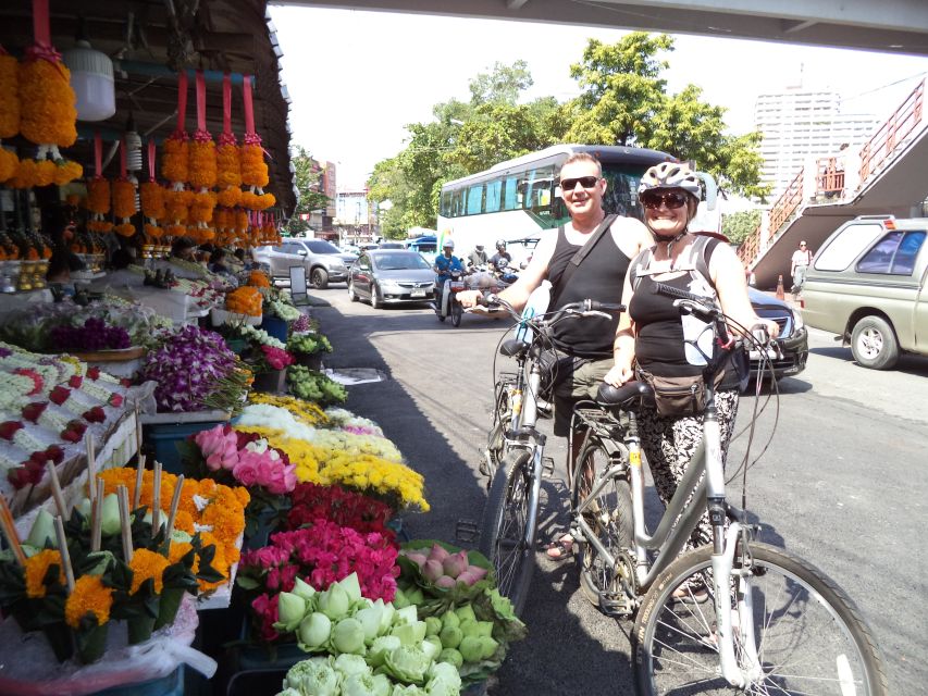Chiang Mai City Culture Bicycle Ride - China Town of Chiang Mai: Flowers, Fresh Produce, and Street Life