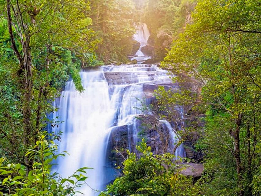 Chiang Mai: Customizable Chiang Mai Surrounding Areas Tour - Karen village and craft stops: culture without the script