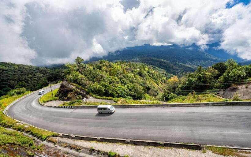 Chiang Mai: Doi Inthanon National Park and Pha Dok Siew Trek - Wachirathan Waterfall: where the day’s effort pays off