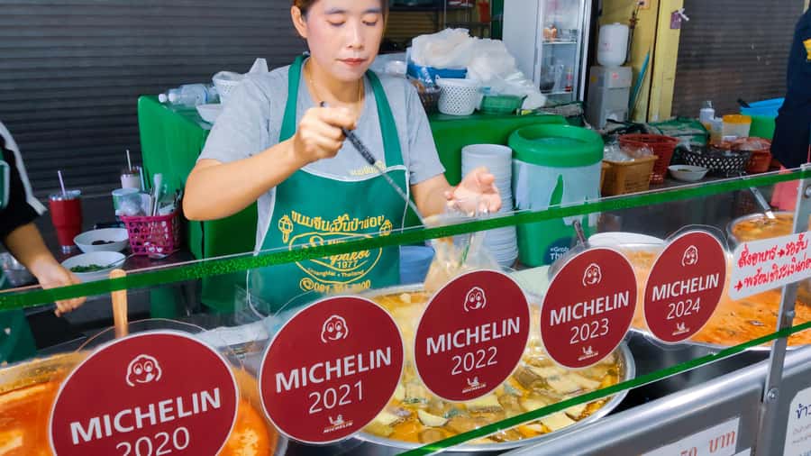 Chiang Mai: Doi Suthep, Wat Pha Lat and Michelin Food Tour - Who this tour is best for—and who should rethink it
