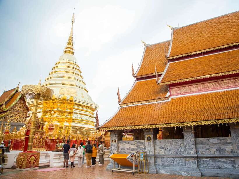 Chiang Mai: Doi Suthep, Wat Umong, and Pha Lat Sunrise Tour - Kruba Srivichai Monument: A Monk-Linked Story Stop