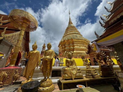 Chiang Mai: Elephant Sanctuary, Monk Trail & Doi Suthep Tour - Wat Pha Lat: starting in the woods, not in a crowd