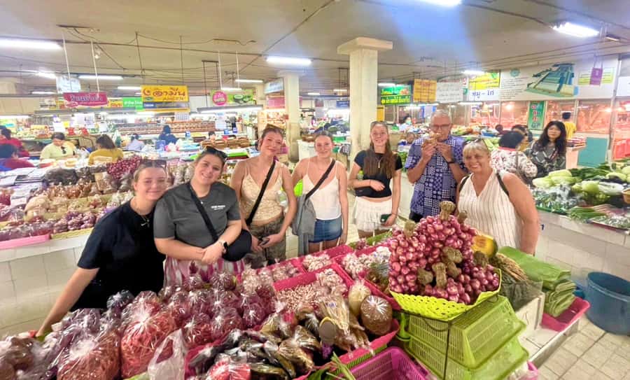 Chiang Mai: Ethical Elephant Sanctuary & Thai Cooking Class - A Long Day in Chiang Mai: How the 11 Hours Flow