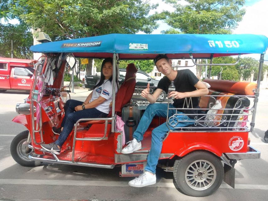 Chiang Mai: Exploration of Old City by Private Tuk-Tuk - Three Kings Monument and Tha Phae Gate: Your Photo Anchors