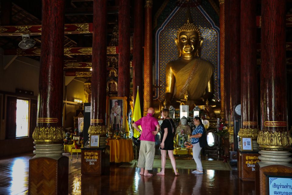 Chiang Mai: Half-Day Old Town Cycling Tour - Lunch and snacks: small stops that make the day feel like a real day