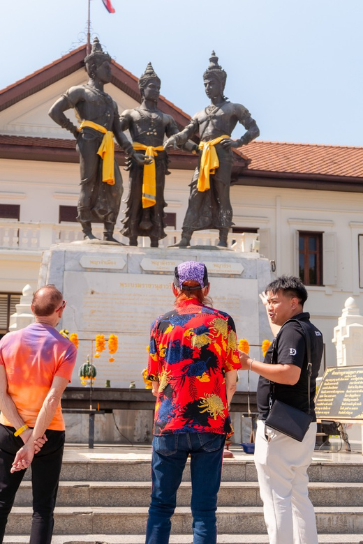 Chiang Mai: Historical and Culture Exploration Walking Tour - Wat Chedi Luang: Ruins, the Buddha Inside, and Monk Talks