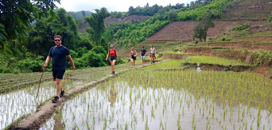Chiang Mai: Karen Tribe & Dual Waterfalls - Private Day Trek - First stop: Ban Huai Khao Lip and the Karen village gateway