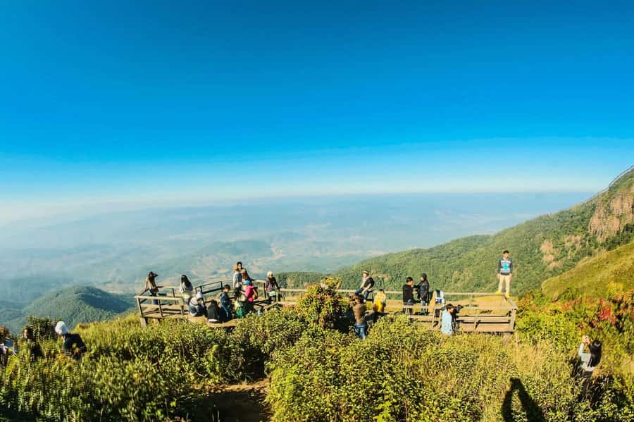 Chiang Mai: Kew Mae Pan Nature Trail & Doi Inthanon Day Trip - Morning Start: Hotel Pickup and Setting Expectations