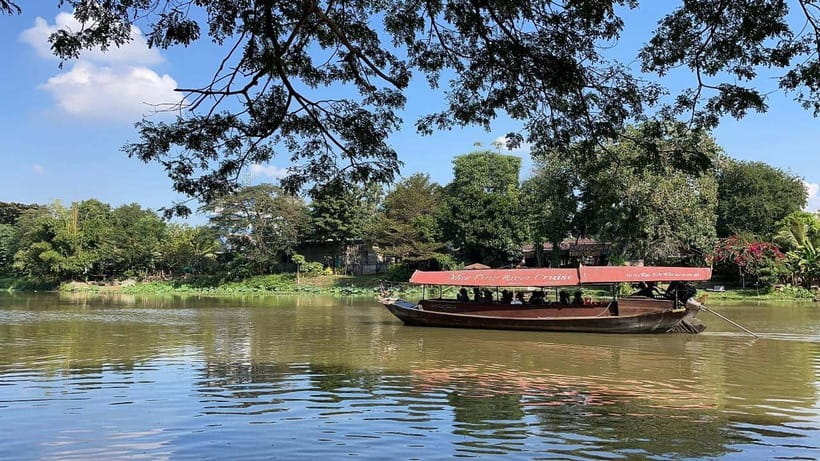 Chiang Mai: Mae Ping River Cruise & Optional Transfer - Herbal tea, juice, and ice cream: the cooling-off moment that makes it worth it