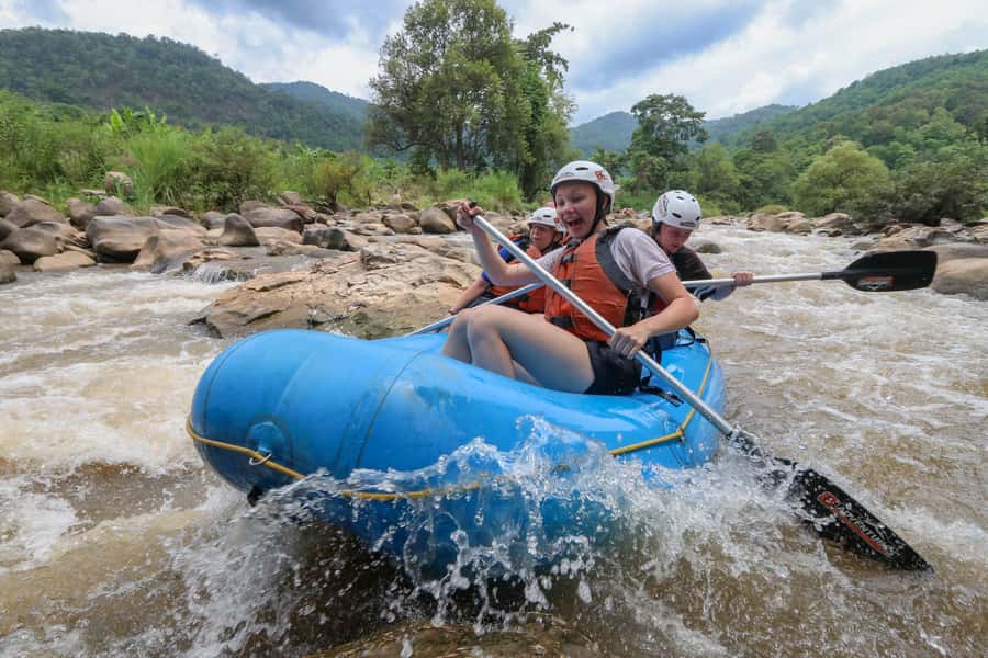Chiang Mai: Mae Taeng River White Water Rafting - Lunch and drinks: what’s included and what it means for value