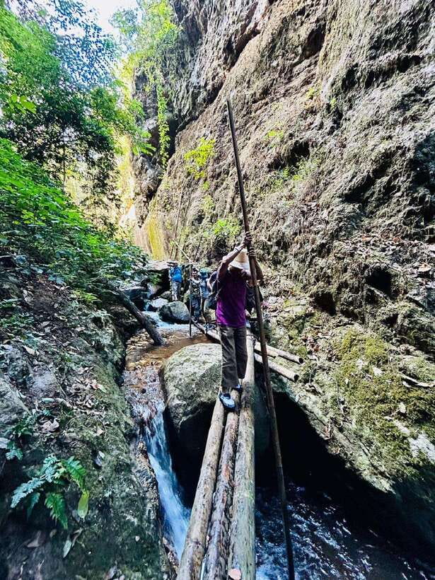 From Chiang Mai: Doi Saket Hiking Tour with Lunch - Lunch in the Jungle: Rocky Stream Crossing and What’s Actually Included