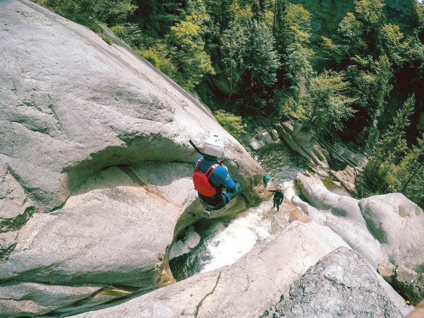 From Interlaken: Canyoning Chli Schliere - Lunch, Picnic, and Hot Showers Back in Interlaken