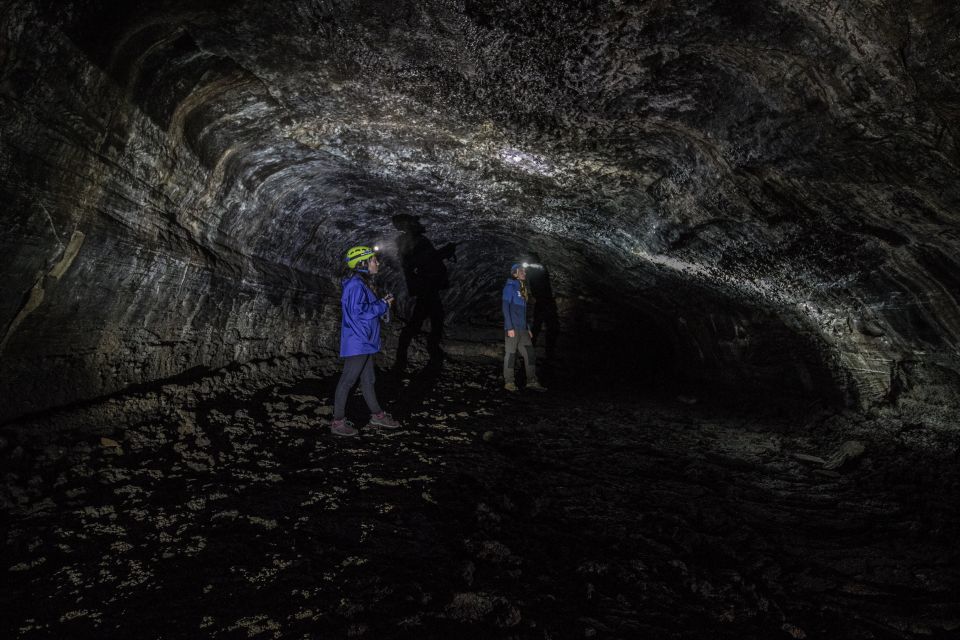 Leidarendi Cave: Lava Tunnel Caving from Reykjavik - Helmets, headlamps, and your first steps into the dark