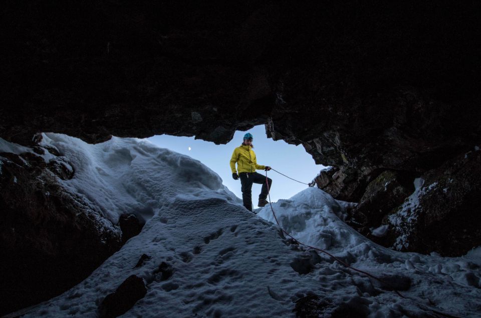 Leidarendi Cave: Lava Tunnel Caving from Reykjavik - The End of the Road: what the 150-meter walk feels like