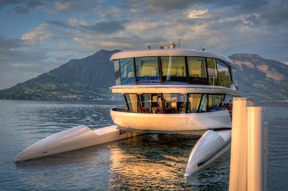 Lucerne: Round-Trip Catamaran Cruise on Lake Lucerne - Timing Your Departure: When the Light Makes This Cruise Pop