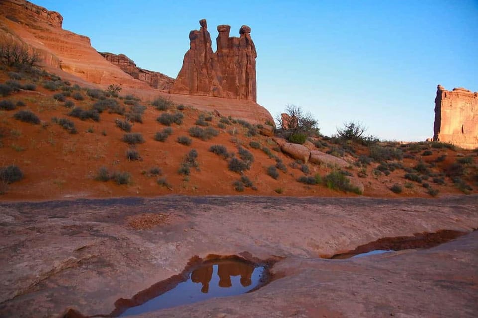 Moab: Arches National Park Sunset Tour - Sunset viewing over the La Sal Mountains: why this tour feels worth it