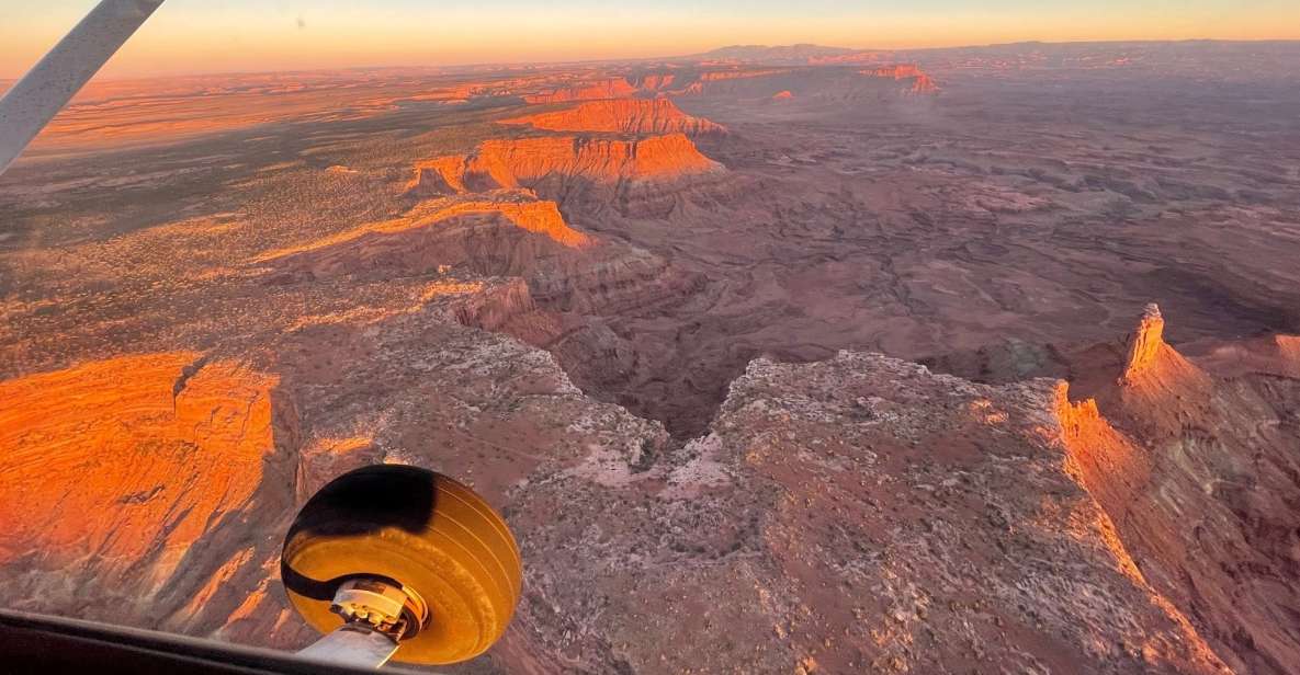 Moab: Canyonlands National Park Airplane Tour - Needles District From the Window: Pink Spires, White Bands, and Tough-to-Reach Arches