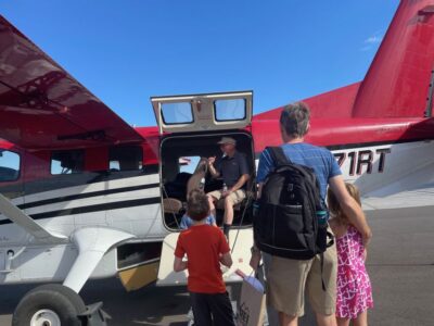 Moab: Canyonlands National Park Airplane Tour - Island in the Sky: The 1,000-Foot Cliffs and River Junction From Above